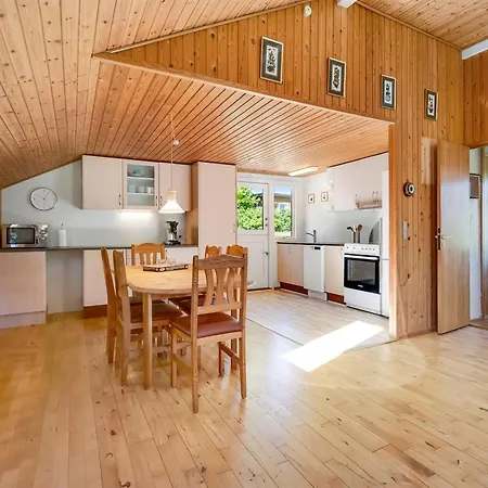 Godwin - 800m From The Sea By Interhome *
