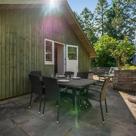 Holiday home Godwin - 800m From The Sea By Interhome Allingabro