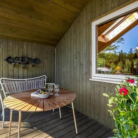 Holiday home Godwin - 800m From The Sea By Interhome